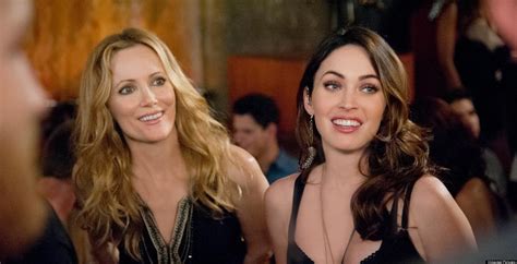 leslie mann boobs|Megan Fox Giggles as Leslie Mann Gropes Her Breasts in This Is .